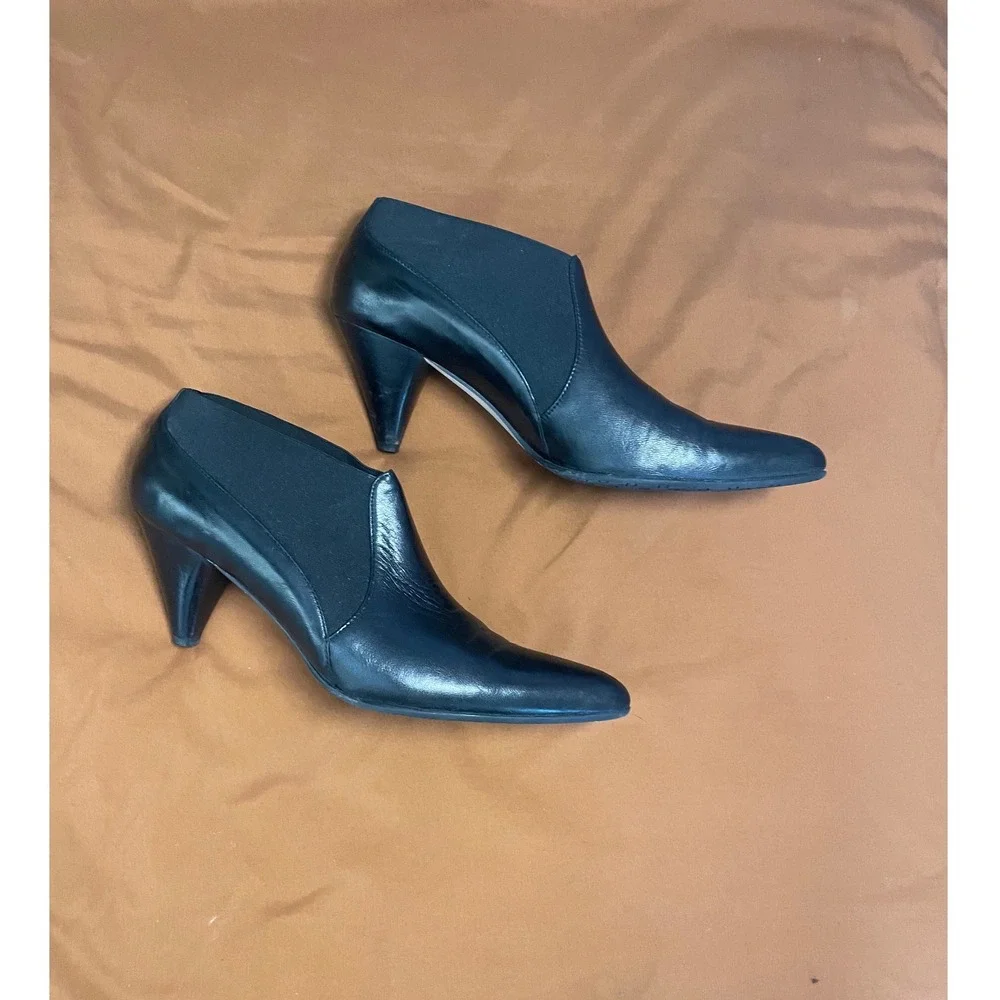 Prevata Black Leather Pointed Toe Ankle Booties Made in Italy Womens 8 AA Narrow